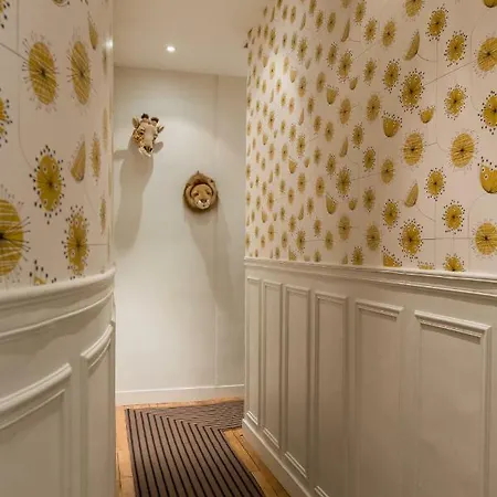 Veeve - Geometric Beauty Apartment Paris