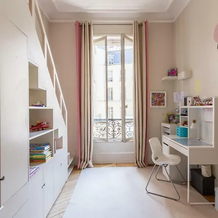 Veeve - Geometric Beauty Apartment Paris